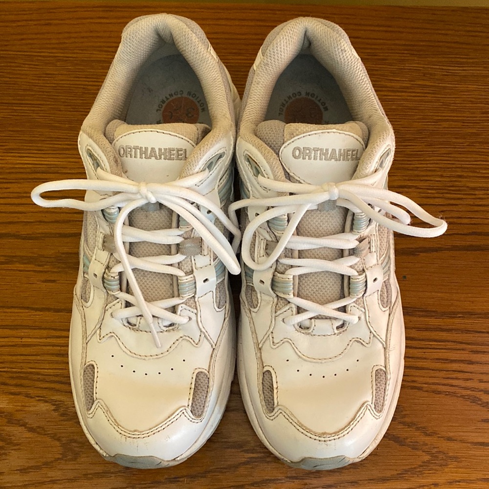 SALE ! Orthaheel Walker walking fitness sneaker orthopedic shows Women’s sz 10